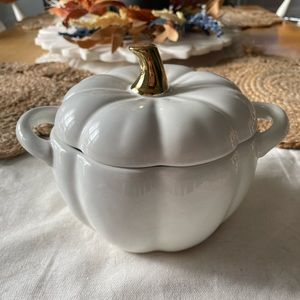Pumpkin Casserole Dish